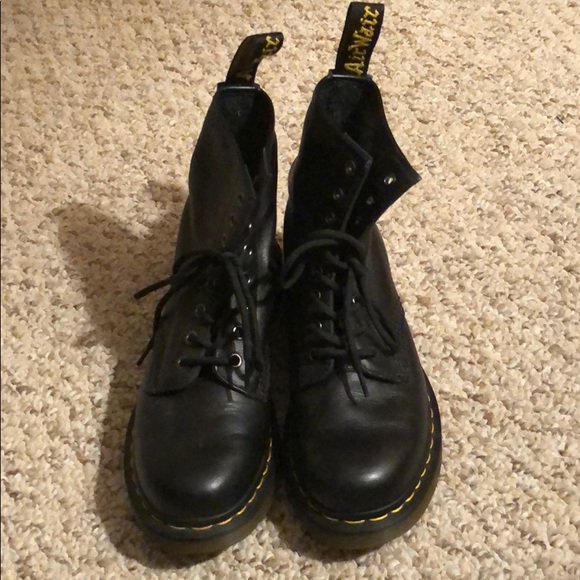 Dr. Martens Shoes - Dr. Martens 1460W boots